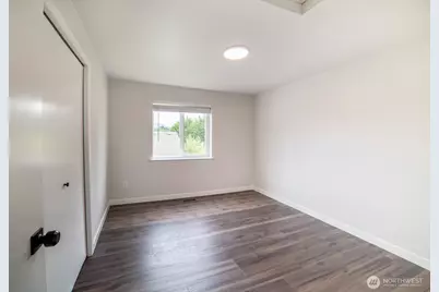 520 N Laventure Road, Mount Vernon, WA 98273 - Photo 17