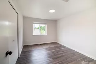 520 N Laventure Rd, Mount Vernon, WA 98273 - Photo 17