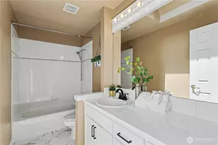 18055 NW Varese Ct, Issaquah, WA 98027 - Photo 27