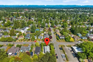 11205 Phinney Ave N, Seattle, WA 98133 - Photo 31