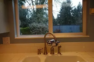 14924 SE 47th Pl, Bellevue, WA 98006 - Photo 5
