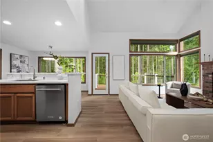 3736 248th Pl SE, Sammamish, WA 98029 - Photo 17