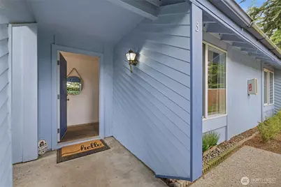 4308 NE Sunset Blvd #V3, Renton, WA 98059 - Photo 5