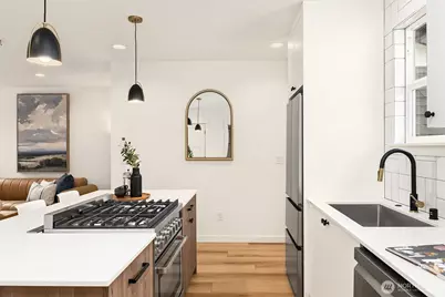 8913 8th Avenue NE, Seattle, WA 98115 - Photo 13