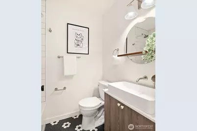 8913 8th Avenue NE, Seattle, WA 98115 - Photo 17