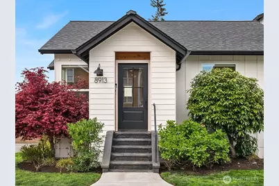 8913 8th Avenue NE, Seattle, WA 98115 - Photo 3