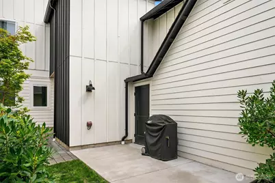 8913 8th Avenue NE, Seattle, WA 98115 - Photo 29