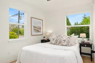 8913 8th Ave NE, Seattle, WA 98115 - Photo 15