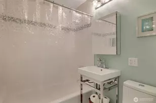 3802 NE 90th St, Seattle, WA 98115 - Photo 15