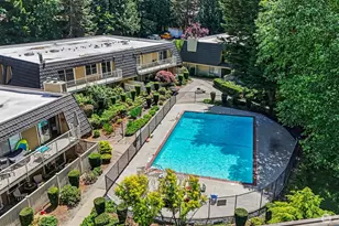 9905 NE 124th St, Kirkland, WA 98034 - Photo 35
