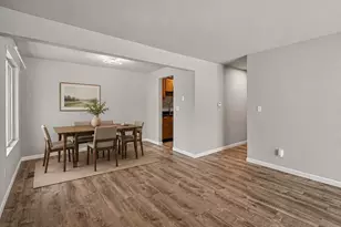 9905 NE 124th St, Kirkland, WA 98034 - Photo 13