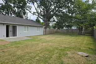 10217 Sheridan Ave S, Tacoma, WA 98444 - Photo 37