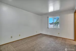 10217 Sheridan Ave S, Tacoma, WA 98444 - Photo 13