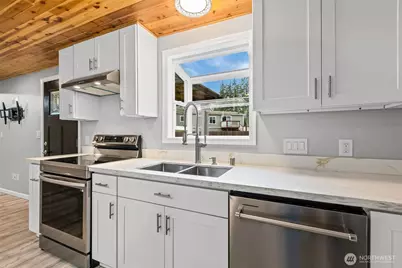 24817 51st Avenue E, Graham, WA 98338 - Photo 9