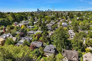 131 Madrona Pl E, Seattle, WA 98112 - Photo 35
