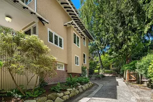 131 Madrona Pl E, Seattle, WA 98112 - Photo 33