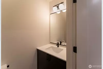 10350 Wallingford Avenue N #B, Seattle, WA 98133 - Photo 7