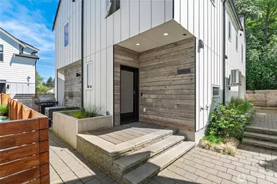 10350 Wallingford Avenue N #B, Seattle, WA 98133 - Photo 1