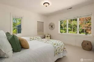 5506 NE Penrith Rd, Seattle, WA 98105 - Photo 25