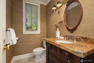 5506 NE Penrith Rd, Seattle, WA 98105 - Photo 17