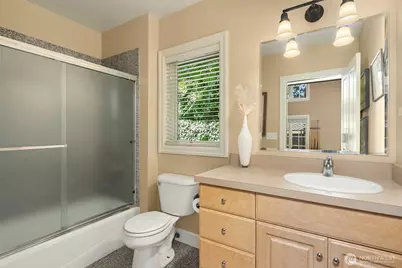 5506 NE Penrith Road, Seattle, WA 98105 - Photo 35