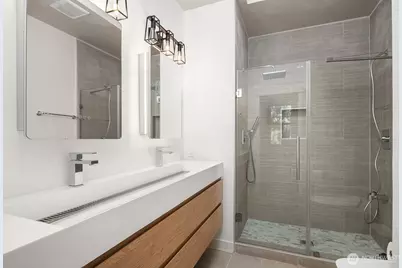 2020 132nd Avenue SE #204, Bellevue, WA 98005 - Photo 15