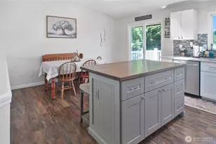 12505 57th Dr NE, Marysville, WA 98271 - Photo 9