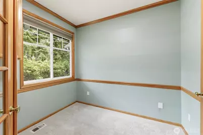 27630 NE Quail Creek Dr, Redmond, WA 98053 - Photo 7