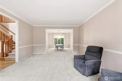 27630 NE Quail Creek Dr, Redmond, WA 98053 - Photo 9