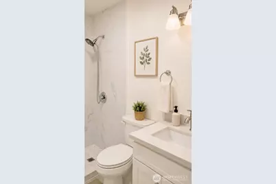 6746 24th Avenue NW, Seattle, WA 98117 - Photo 15
