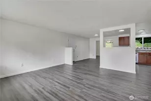 348 NE Holly Leaf Ln, Bremerton, WA 98311 - Photo 9