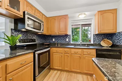 31074 9th Avenue S, Federal Way, WA 98003 - Photo 5