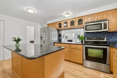 31074 9th Avenue S, Federal Way, WA 98003 - Photo 3