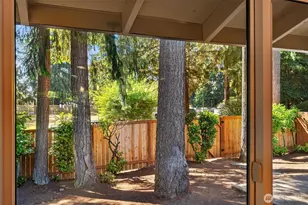 11903 NE 142nd Pl, Kirkland, WA 98034 - Photo 15