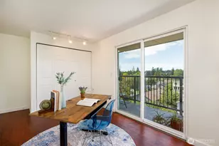 9255 Greenwood Ave N, Seattle, WA 98103 - Photo 15