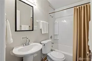 9336 35th Ave NE, Seattle, WA 98115 - Photo 13