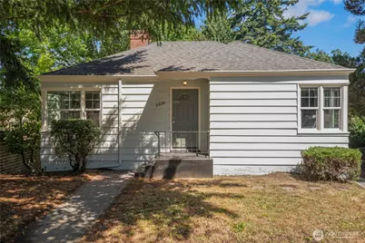 9336 35th Avenue NE, Seattle, WA 98115 - Photo 1