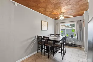 1034 Ash Ave, Marysville, WA 98270 - Photo 9