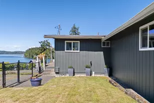 2519 Island Dr NW, Olympia, WA 98502 - Photo 23