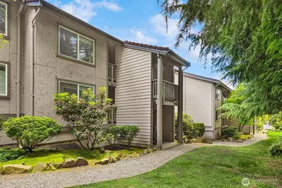 12715 NE 120th Street #C3, Kirkland, WA 98034 - Photo 1