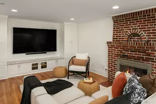 2409 29th Ave W, Seattle, WA 98199 - Photo 25