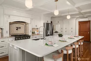 2409 29th Ave W, Seattle, WA 98199 - Photo 11