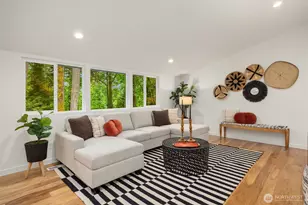 400 SW Forest Pl, Issaquah, WA 98027 - Photo 3