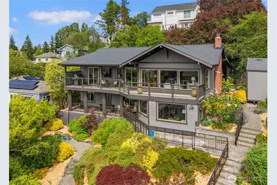 5322 47th Avenue SW, Seattle, WA 98136 - Photo 1