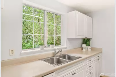 23313 Cedar Way #N101, Mountlake Terrace, WA 98043 - Photo 13