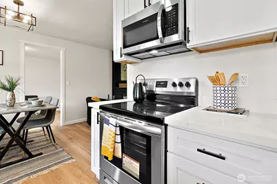 12404 213th Avenue E, Bonney Lake, WA 98391 - Photo 3