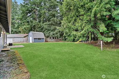 12404 213th Avenue E, Bonney Lake, WA 98391 - Photo 27