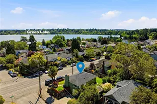 6825 Linden Ave N, Seattle, WA 98103 - Photo 39