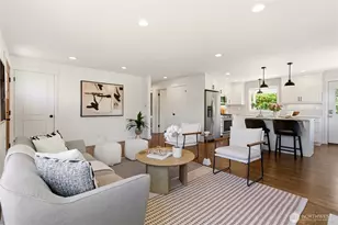 6825 Linden Ave N, Seattle, WA 98103 - Photo 9