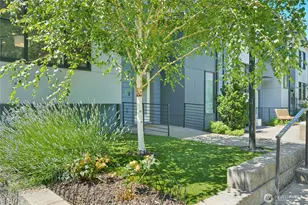 537 Glacier Walk SE, Sammamish, WA 98074 - Photo 3